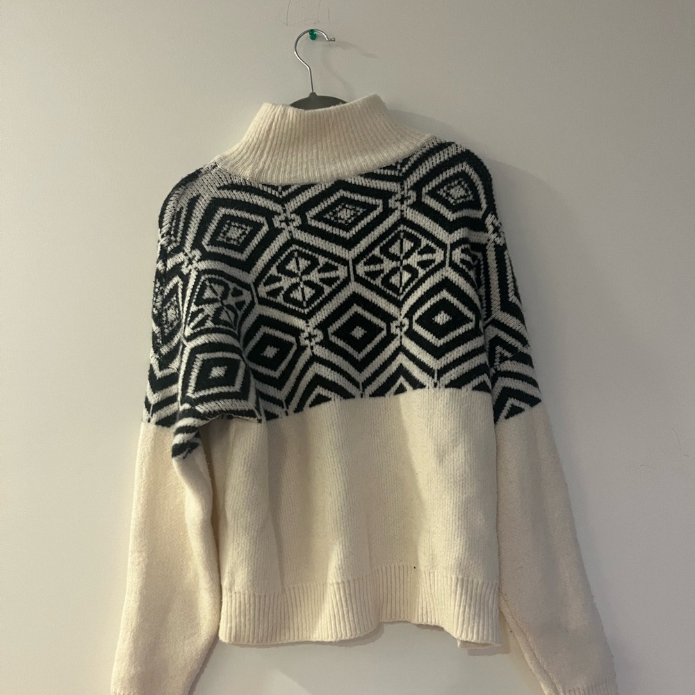 Abercrombie & Fitch Sweater Size S
